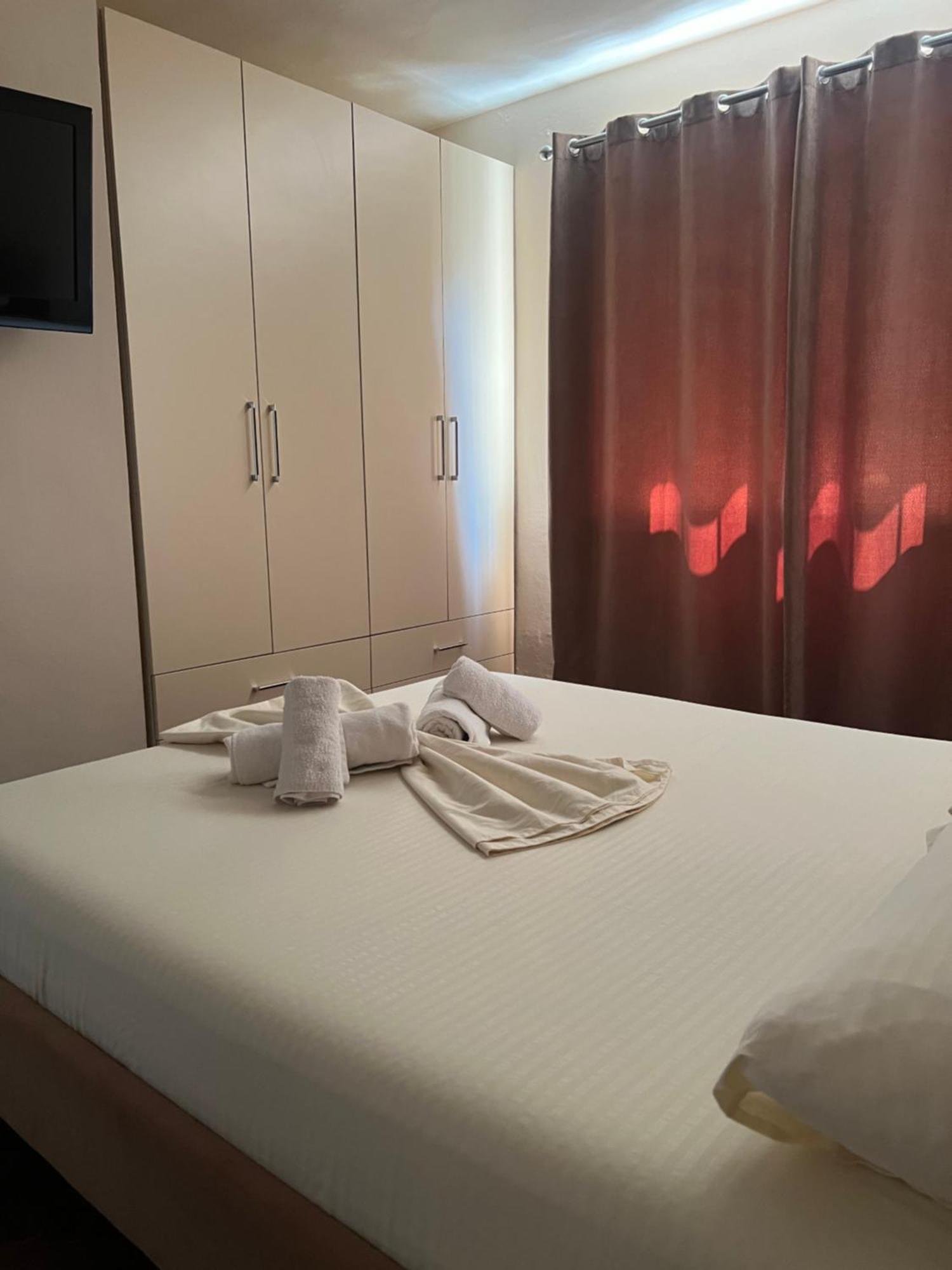 Holiday Apartment Tirana