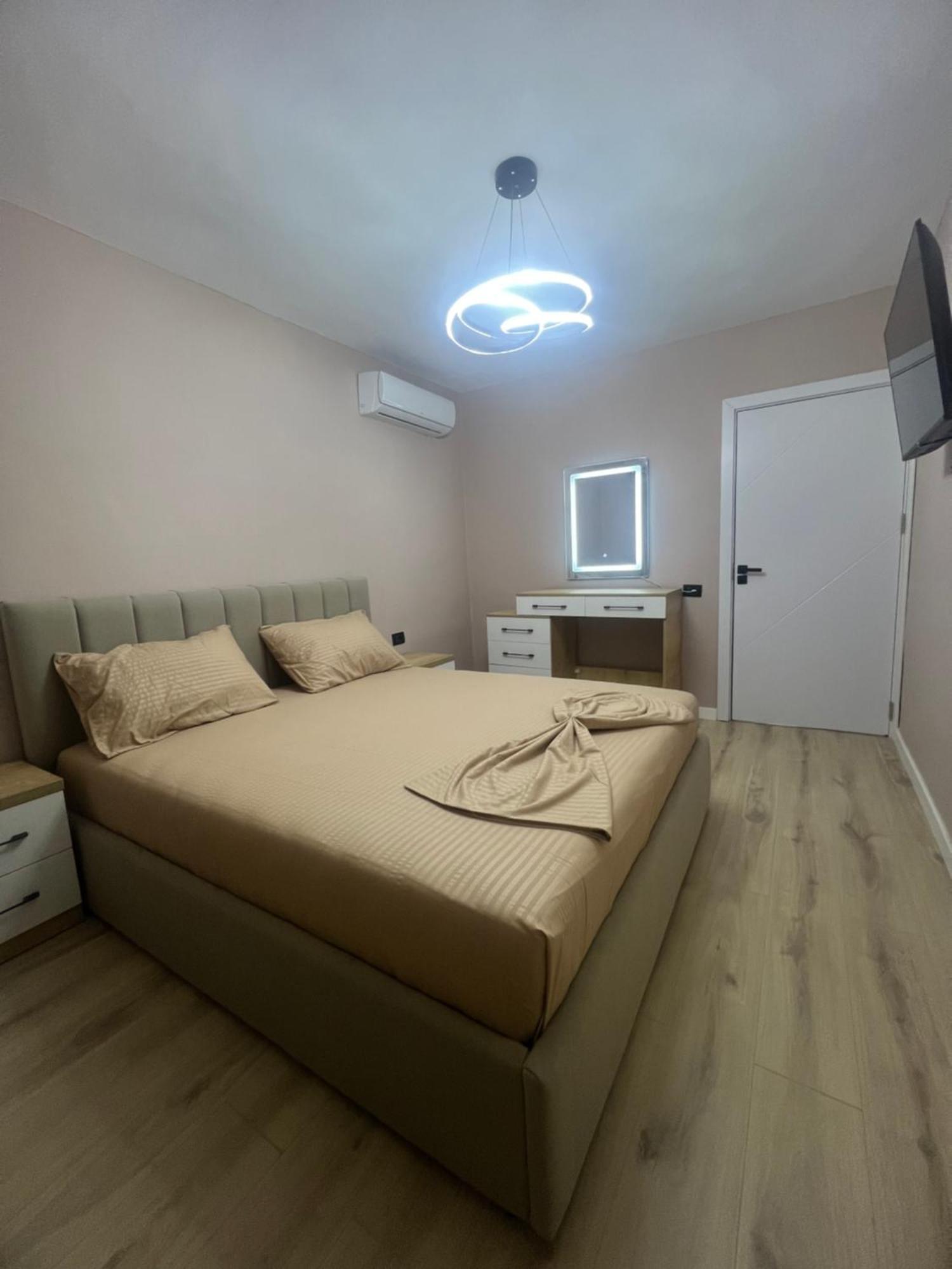 Lägenhet Holiday Rental Tirana